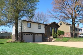 114 Fairview Dr, Penn Twp, PA 15642