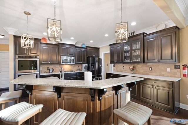 1 Old Cove Place SE, Gurley, AL 35748