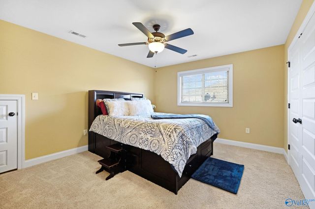 1 Old Cove Place SE, Gurley, AL 35748