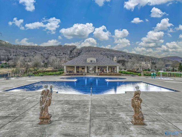 1 Old Cove Place SE, Gurley, AL 35748