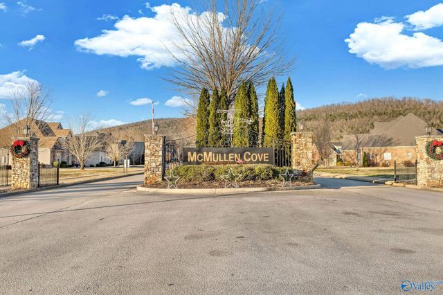 1 Old Cove Place SE, Gurley, AL 35748