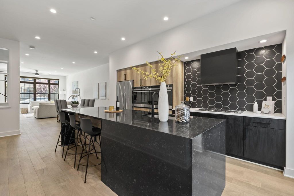 318 Cornelius Street, 6, Columbus, OH 43215