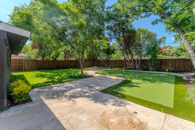 2354 San Marcus Avenue, Dallas, TX 75228