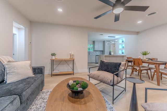 2354 San Marcus Avenue, Dallas, TX 75228