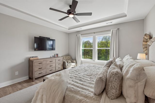 130 Newbury Dr, White House, TN 37188