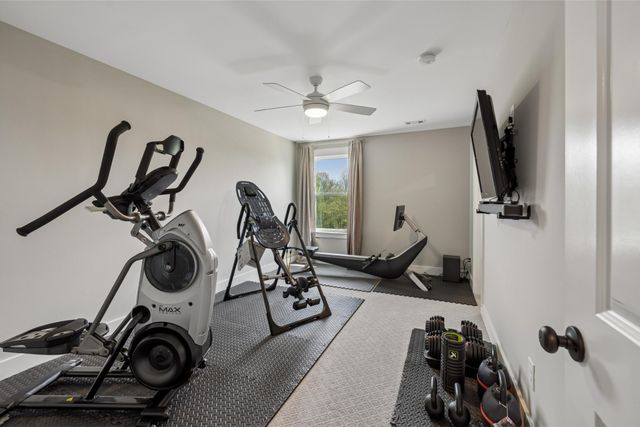 130 Newbury Dr, White House, TN 37188