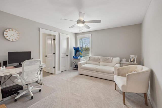 130 Newbury Dr, White House, TN 37188