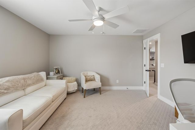 130 Newbury Dr, White House, TN 37188