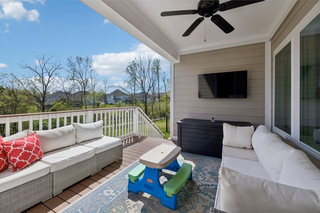 130 Newbury Dr, White House, TN 37188