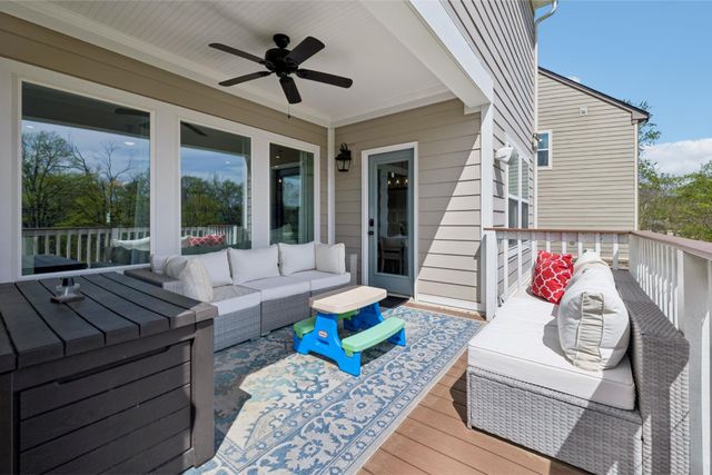 130 Newbury Dr, White House, TN 37188