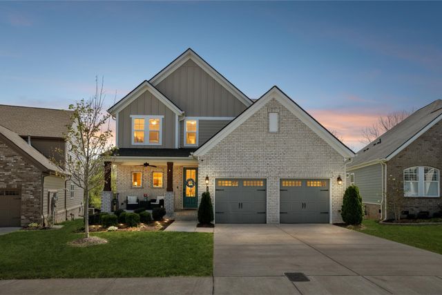 130 Newbury Dr, White House, TN 37188