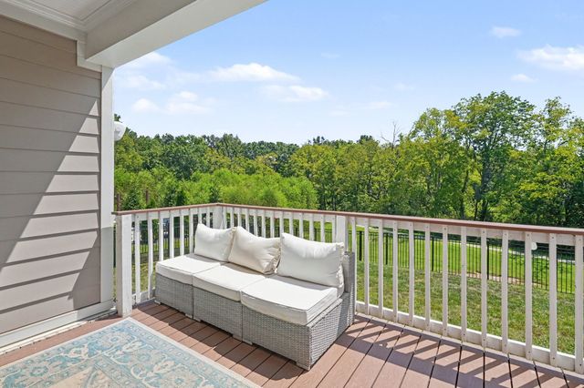 130 Newbury Dr, White House, TN 37188