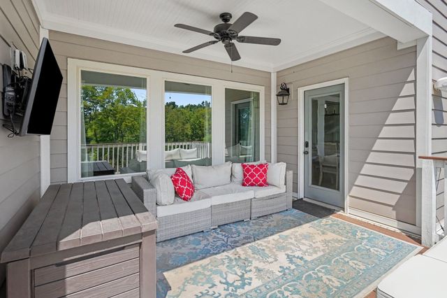 130 Newbury Dr, White House, TN 37188