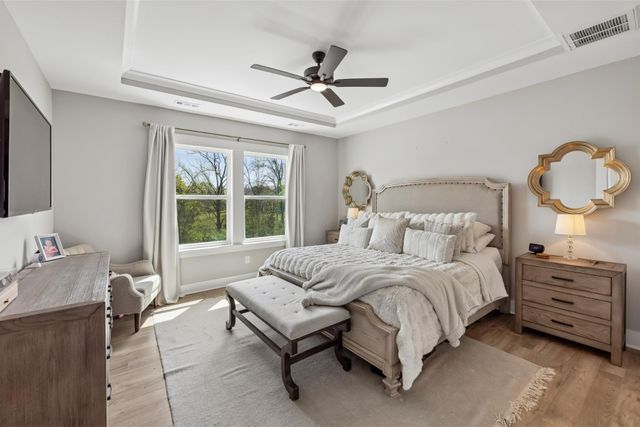 130 Newbury Dr, White House, TN 37188