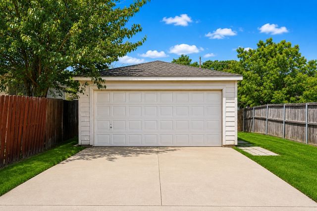 2617 Boedeker Drive, Plano, TX 75074