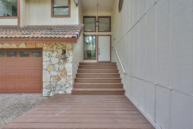 2 Alladdin Lane, The Woodlands, TX 77380