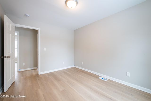 3814 Jewell Ave, Louisville, KY 40212