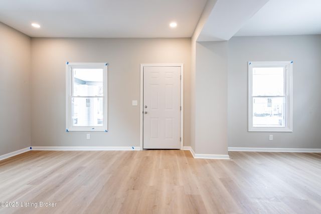 3814 Jewell Ave, Louisville, KY 40212