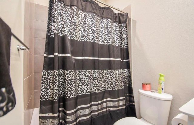 6927 Ventura Drive, Rosharon, TX 77583