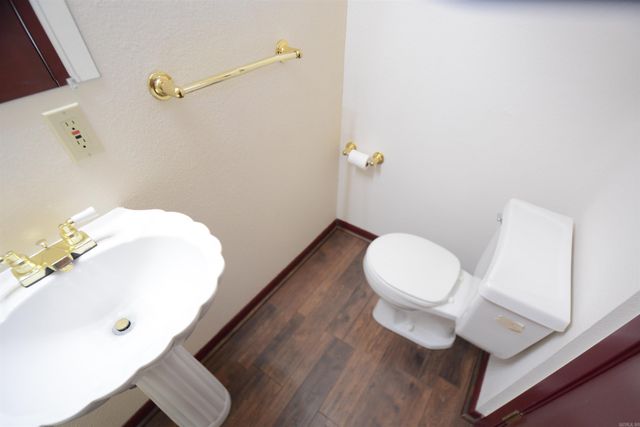 106 COUNTRY CLUB Drive, Hot Springs, AR 71901