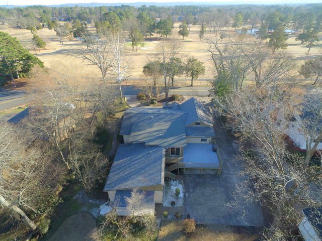 106 COUNTRY CLUB Drive, Hot Springs, AR 71901