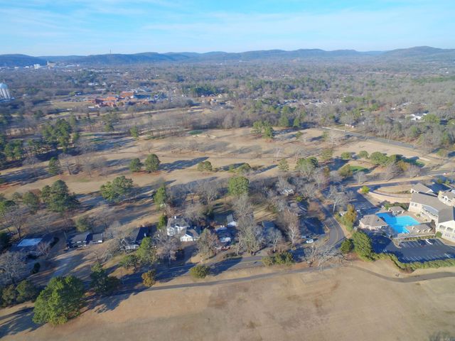 106 COUNTRY CLUB Drive, Hot Springs, AR 71901