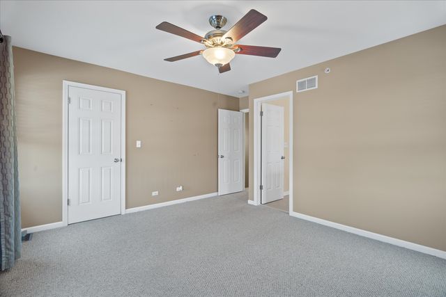 8900 31st Street 9, Brookfield, IL 60513