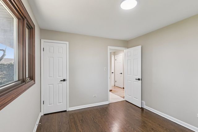 8853 W 97th Place, Palos Hills, IL 60465