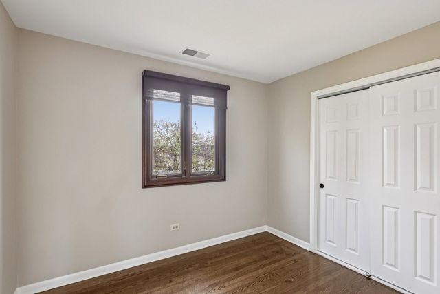 8853 W 97th Place, Palos Hills, IL 60465