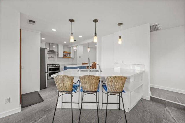 629 Camino Ynez, Solana Beach, CA 92075