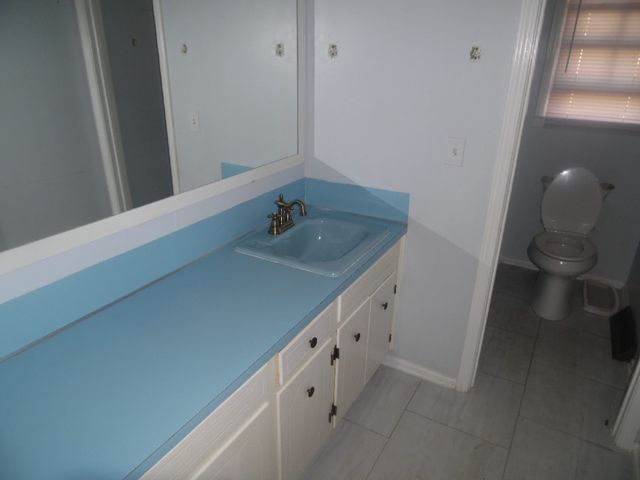 1207 Williamsburg Drive, Anderson, SC 29621