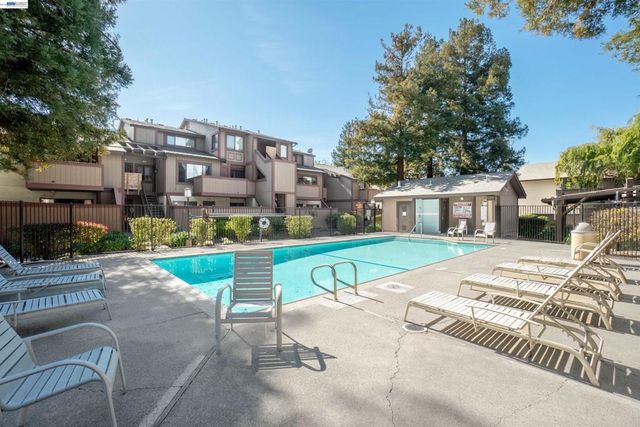 277 277 Hackamore Cmn, Fremont, CA 94539