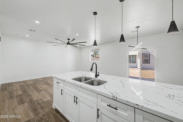 3830 W Latham Street, Phoenix, AZ 85009