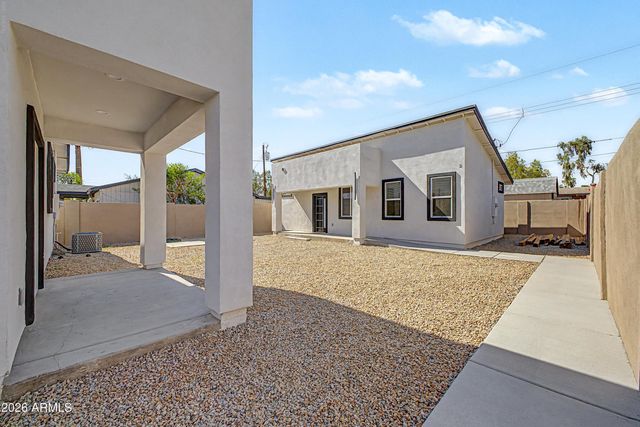 3830 W Latham Street, Phoenix, AZ 85009