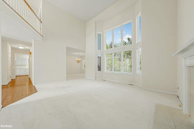 1357 Kentfield Dr Drive, Rochester, MI 48307