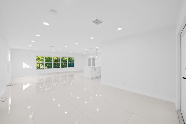 2149 NE 58th Court, Fort Lauderdale, FL 33308