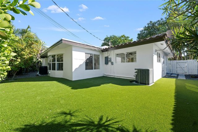 2149 NE 58th Court, Fort Lauderdale, FL 33308