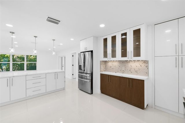 2149 NE 58th Court, Fort Lauderdale, FL 33308