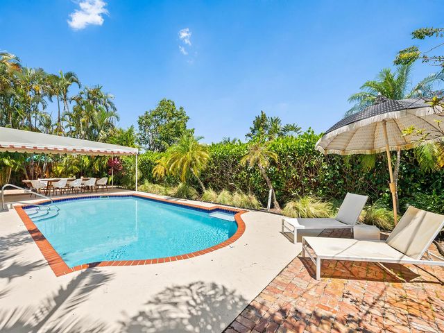 1521 NE 40th Court, Oakland Park, FL 33334