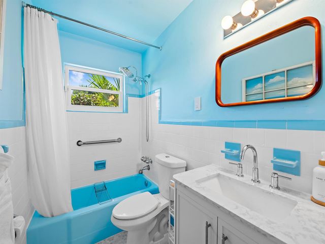 1521 NE 40th Court, Oakland Park, FL 33334