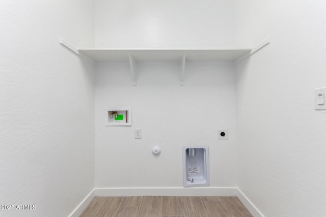 15810 W BRONCO Trail, Surprise, AZ 85387