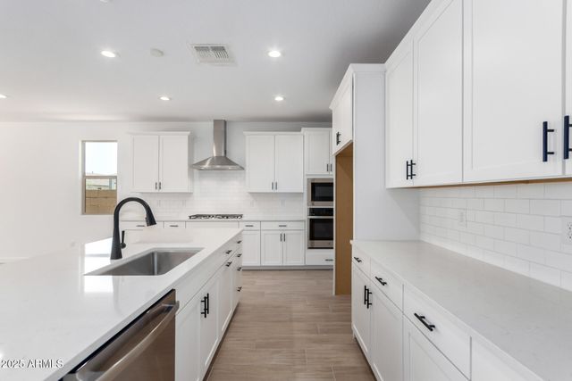 15810 W BRONCO Trail, Surprise, AZ 85387