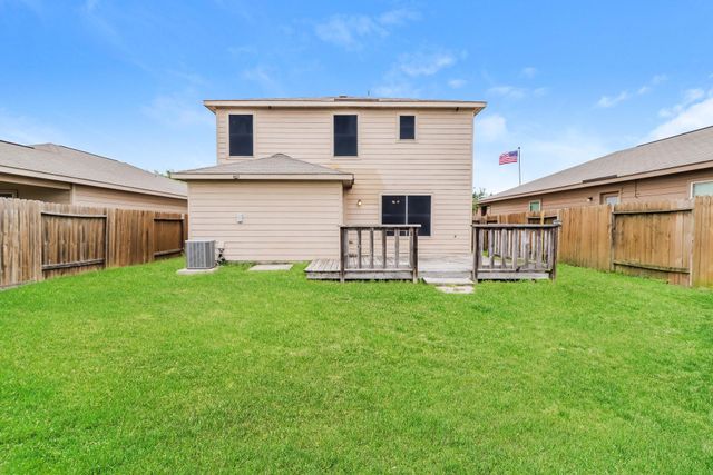 17203 Osprey Landing Drive, Hockley, TX 77447