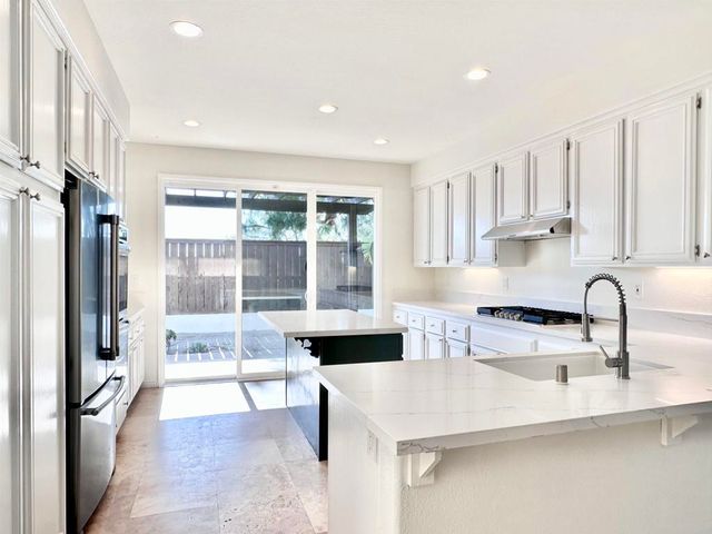 5155 Via Seville, Oceanside, CA 92056