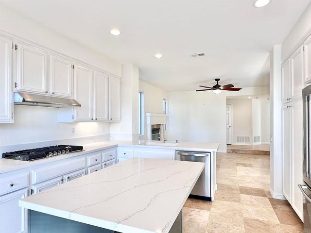 5155 Via Seville, Oceanside, CA 92056