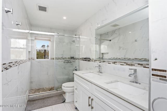 51 Newtons Corner Road, Howell, NJ 07731