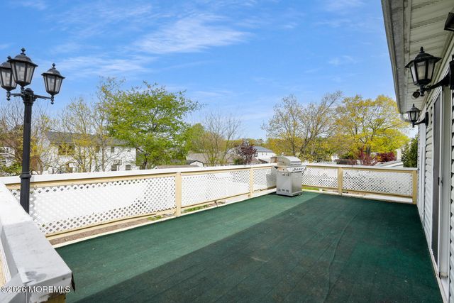 51 Newtons Corner Road, Howell, NJ 07731