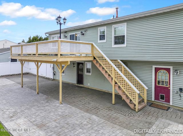 51 Newtons Corner Road, Howell, NJ 07731