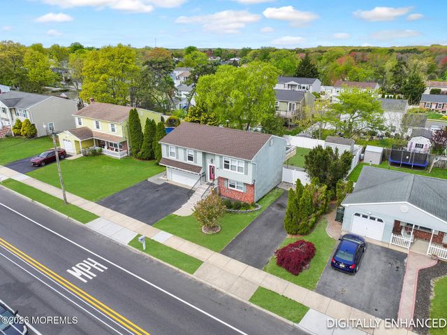 51 Newtons Corner Road, Howell, NJ 07731