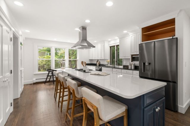 575 Chestnut Street, Newton, MA 02468